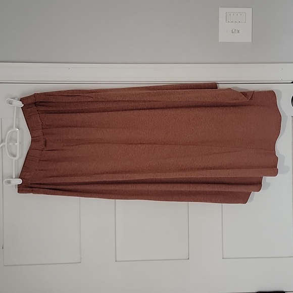 Prana • High Low Skirt with Pockets, Size S - Picture 5 of 6